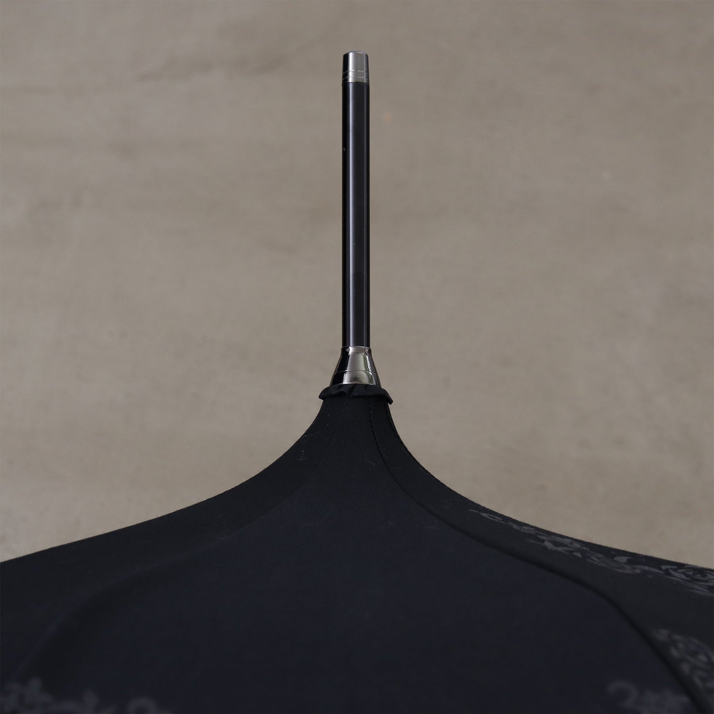 超探偵事件簿 レインコード×アプレビュート 死に神ちゃんver. - パゴダ 1級遮光 晴雨兼用 日傘 UVカット 長傘 フリル