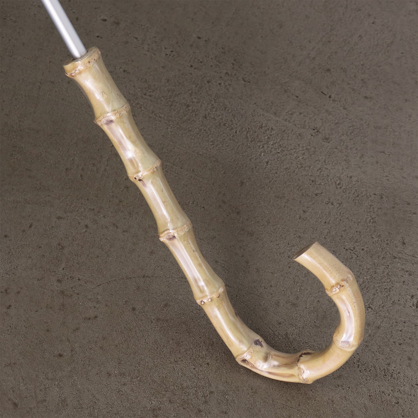 さくらんぼの実る頃 (ル タン デ スリーズ) - パゴダ 1級遮光 日傘 晴雨兼用 UVカット ショート丈 フリル レース