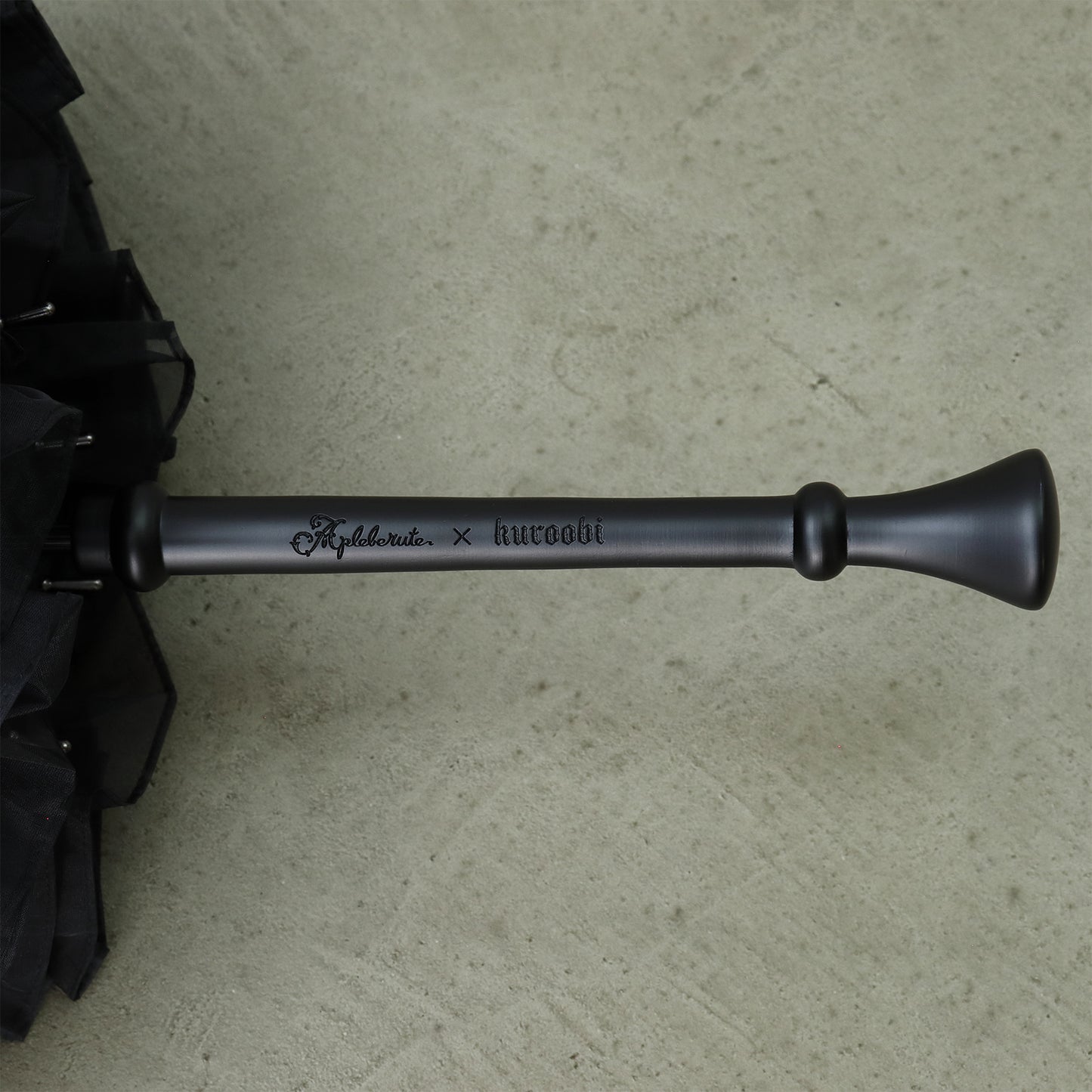 envelopper-sombre (アンベロッペ ソンブル) Apleberute×kuroobi - パゴダ 1級遮光 晴雨兼用 雨傘 UVカット ショート丈 フリル レース