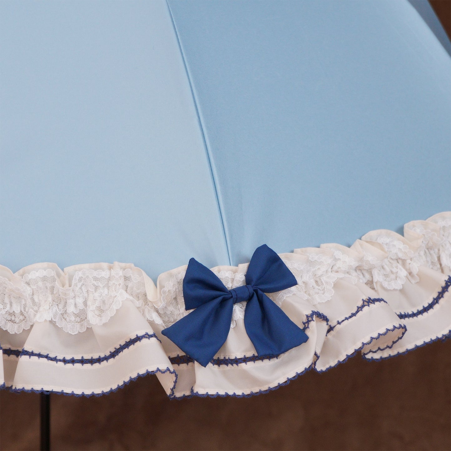 princess-fleurette (プリンセス フルーレット) - パゴダ 1級遮光 晴雨兼用 雨傘 UVカット 長傘 ショート丈 フリル リボン