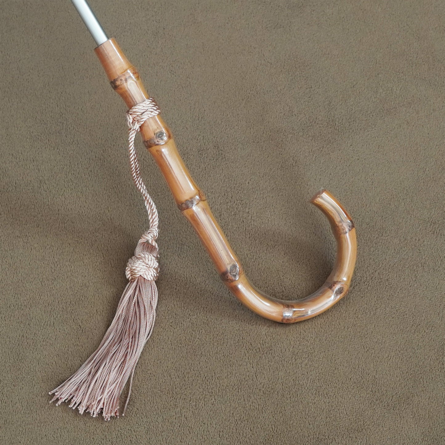 clarté-rose (クラールテ ローズ) - パゴダ 1級遮光 晴雨兼用 雨傘 UVカット 長傘 ショート丈 フリル